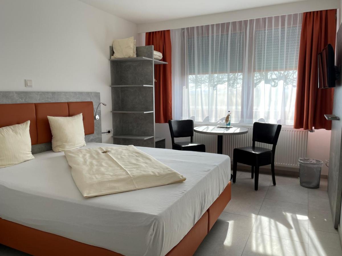 Hotel Frankenhoehe 아우라츠 외부 사진